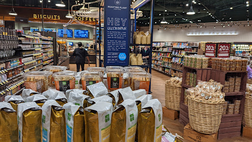 Grocery Store «The Fresh Market», reviews and photos, 3712 Lawndale Dr, Greensboro, NC 27455, USA