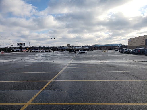 Movie Theater «Cinemark Movies», reviews and photos, 6284 Dressler Rd NW, North Canton, OH 44720, USA