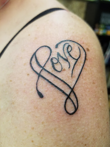 Tattoo Shop «Diamond Tattoos», reviews and photos, 7870 Culebra Rd #23, San Antonio, TX 78251, USA