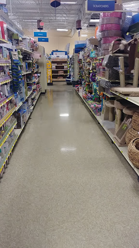Pet Supply Store «PetSmart», reviews and photos, 2718 Legends Pkwy, Prattville, AL 36066, USA