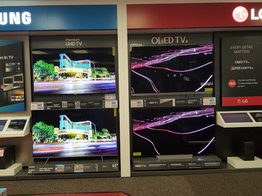 Appliance Store «P.C. Richard & Son», reviews and photos, 113-14 Queens Blvd, Forest Hills, NY 11375, USA