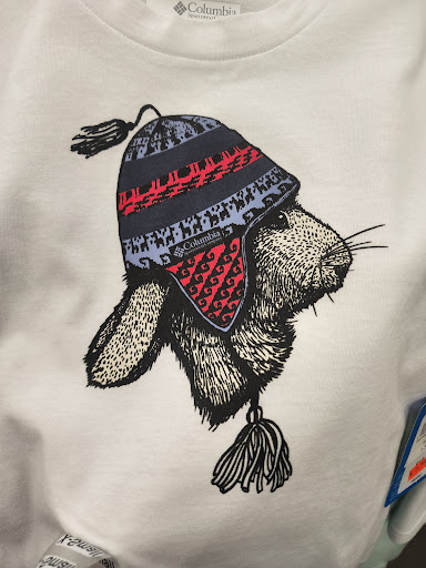 Sportswear Store «Columbia Sportswear Outlet Store at Bend Factory Stores», reviews and photos, 61334 S Hwy 97 #440, Bend, OR 97702, USA