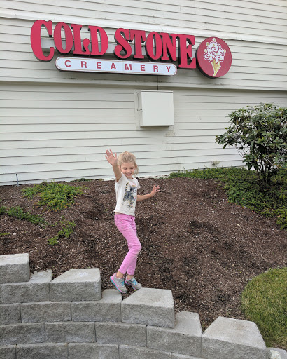 Ice Cream Shop «Cold Stone Creamery», reviews and photos, 9601 Mickelberry Rd NW #101, Silverdale, WA 98383, USA