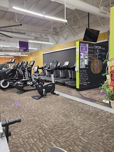 Gym «AnyTime Fitness», reviews and photos, 1477 Fitzgerald Dr, Pinole, CA 94564, USA