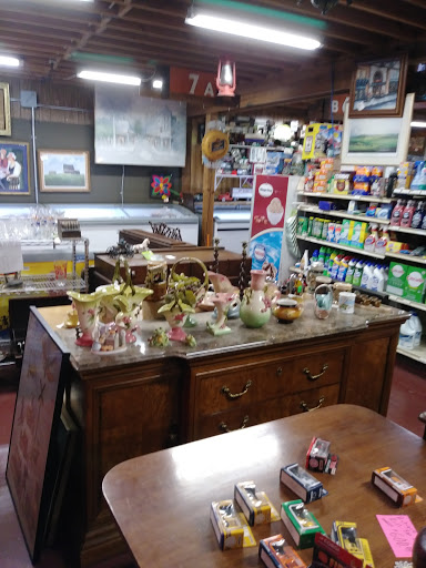 General Store «T & E General Store», reviews and photos, 110 S Maple St, Yamhill, OR 97148, USA