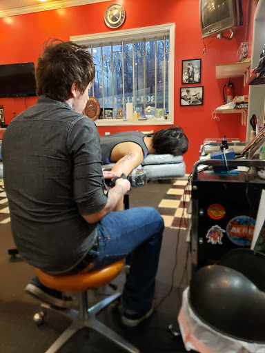 Tattoo Shop «Artistic Creations Tattoo», reviews and photos, 2252 Roxalana Rd, Dunbar, WV 25064, USA