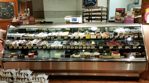 Grocery Store «The Fresh Market», reviews and photos, 1816 N Causeway Blvd, Mandeville, LA 70471, USA