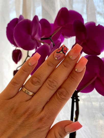 Orchid Nails