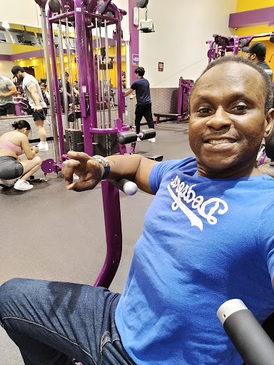Planet Fitness image