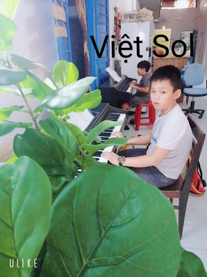 Lớp Nhạc Việt Sol
