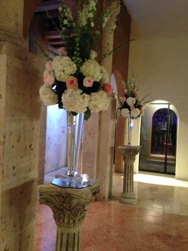 Florist «Patuju Floral», reviews and photos, 945 McKinney St #304, Houston, TX 77002, USA