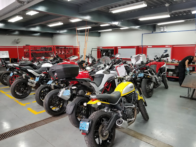Opiniones de Ducati Lima en Surquillo - Tienda de motocicletas