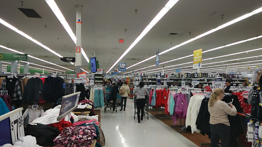 Discount Store «Walmart», reviews and photos, 3680 W Shaw Ave, Fresno, CA 93711, USA