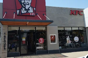 KFC Meadowpoint image