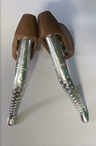 Bicycle Store «Roberts Cycle Shop Chicago», reviews and photos, 7054 N Clark St, Chicago, IL 60626, USA