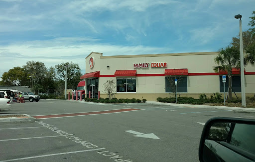 FAMILY DOLLAR, 3077 N Orange Blossom Trail, Zellwood, FL 32798, USA, 