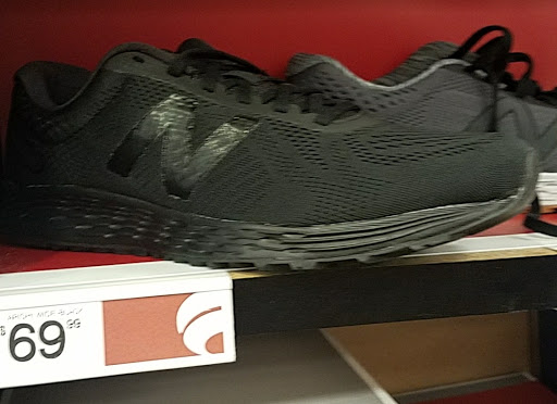 Shoe Store «Famous Footwear», reviews and photos, 14180 E Ellsworth Ave, Aurora, CO 80012, USA