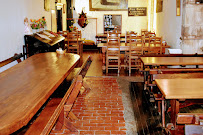 Atmosphère du Restaurant du Couvent des Cordeliers à Les Thons - n°9
