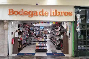 Bodega de Libros - Plaza image