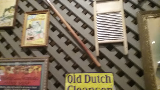 American Restaurant «Cracker Barrel Old Country Store», reviews and photos, 395 Cumberland Pkwy, Mechanicsburg, PA 17055, USA