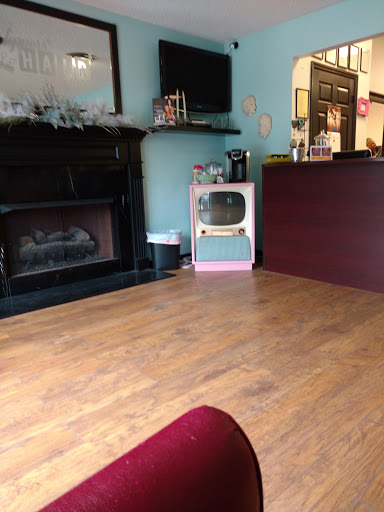 Hair Salon «Clippers Hair Salon», reviews and photos, 370 Millard Farmer Industrial Blvd, Newnan, GA 30263, USA