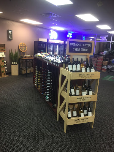 Wine Store «Vine Street Wine & Spirits», reviews and photos, 493 Old Hickory Blvd #104, Brentwood, TN 37027, USA