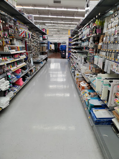 Discount Store «Walmart», reviews and photos, 3164 Berlin Turnpike, Newington, CT 06111, USA