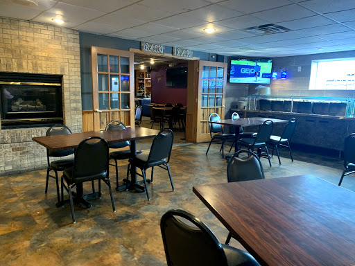 Bar & Grill «The Lookout Bar & Grill», reviews and photos, 8672 Pineview Ln N, Maple Grove, MN 55369, USA