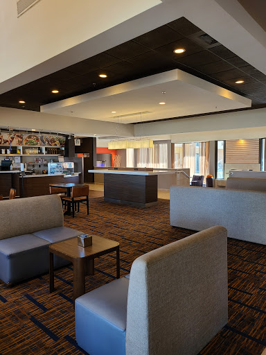 Hotel «Courtyard by Marriott Virginia Beach Norfolk», reviews and photos, 5700 Greenwich Rd, Virginia Beach, VA 23462, USA