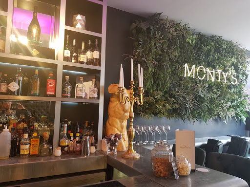 Monty's Restaurant and Winebar