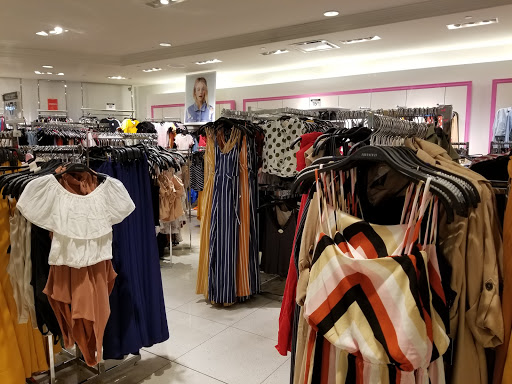 Clothing Store «Forever 21», reviews and photos, 13000 Folsom Blvd #607, Folsom, CA 95630, USA