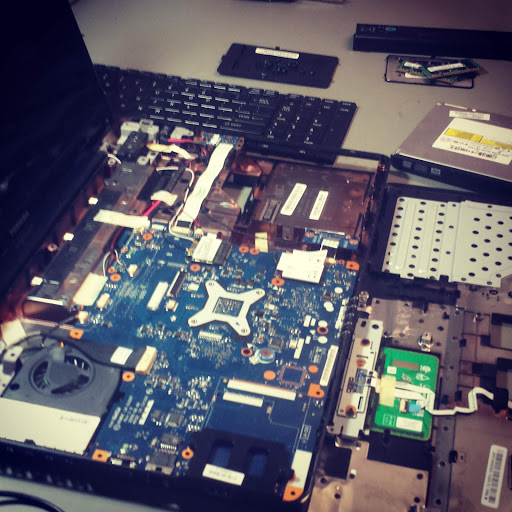 Cell Phone Store «Gadget Fix», reviews and photos, 1608 NE Martin Luther King Jr Blvd, Portland, OR 97232, USA