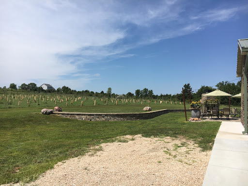 Winery «Glaciers Edge Winery», reviews and photos, 1636 SE 85th St, Wakarusa, KS 66546, USA