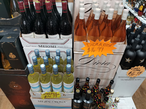 Liquor Store «Bayside Liquor Store», reviews and photos, 184 NE 3rd Ave, Miami, FL 33132, USA