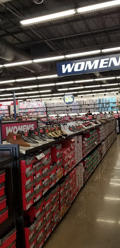 SKECHERS Warehouse Outlet image 5