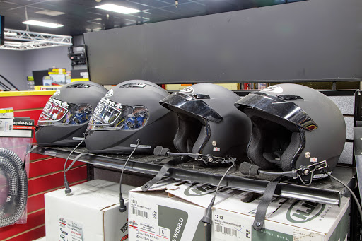 Truck Accessories Store «4 Wheel Parts - Fresno», reviews and photos, 4326 N Blackstone Ave, Fresno, CA 93726, USA