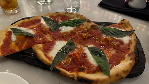 Wally's Beverly Hills