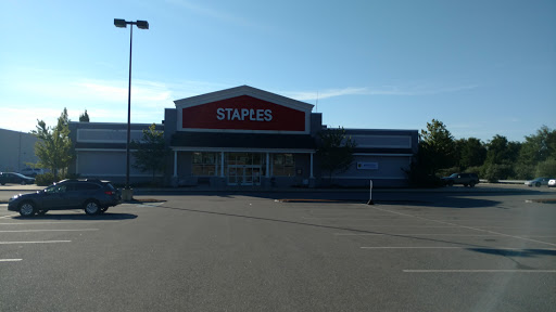 Office Supply Store «Staples», reviews and photos, 41 Nashua Rd, Londonderry, NH 03053, USA