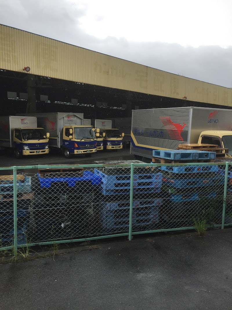 西濃運輸 株 甲府支店 山梨県中央市中楯 運送会社 グルコミ