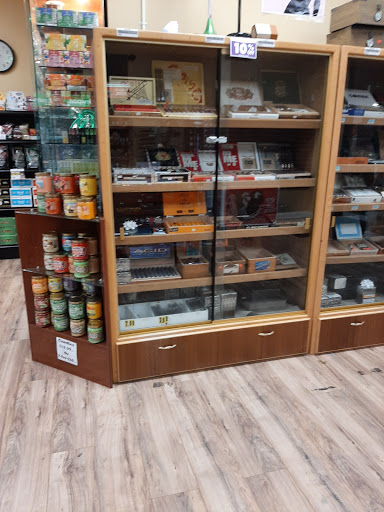 Tobacco Shop «Tobacco 4 Less», reviews and photos, 1100 W Patrick St, Frederick, MD 21703, USA