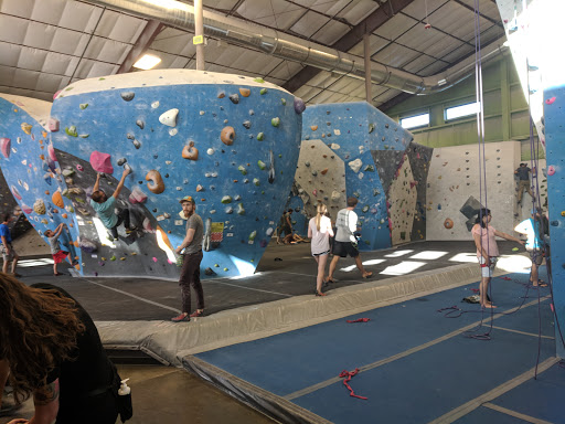 Rock Climbing Gym «Earth Treks Golden», reviews and photos, 700 Golden Ridge Rd, Golden, CO 80401, USA