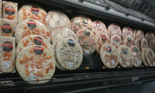 Grocery Store «Walmart Neighborhood Market», reviews and photos, 1750 US Highway 1, Vero Beach, FL 32960, USA