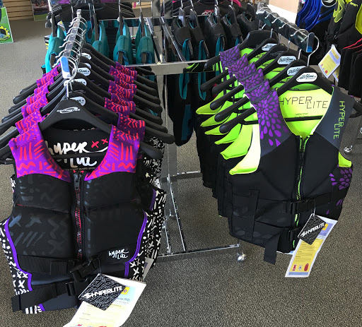 Sporting Goods Store «Peter Glenn Ski & Sports», reviews and photos, 7229 N Dale Mabry Hwy #1, Tampa, FL 33614, USA