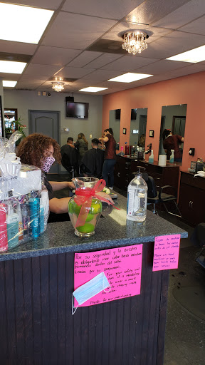 Beauty Salon «Tijeras Magicas Beauty Salon», reviews and photos, 1607 E McKinney St, Denton, TX 76209, USA