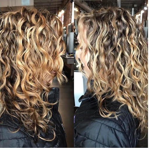 Curly hair salons Seattle