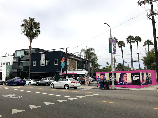 Shopping Mall «Abbot Kinney BLVD Shopping», reviews and photos, Navarre Ct, Venice, CA 90291, USA