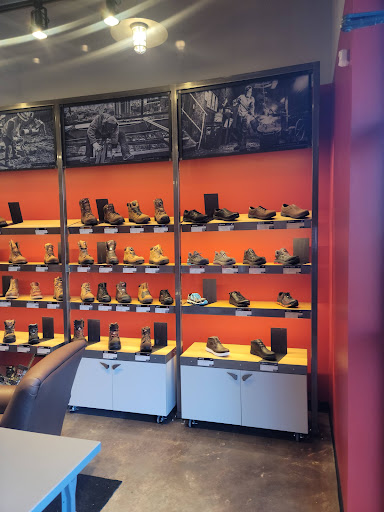 Shoe Store «Red Wing», reviews and photos, 615 Peters Creek Pkwy, Winston-Salem, NC 27103, USA