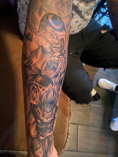 Explore ring finger tattoo cover up ideas for guys, creative tattoo ideas in Fort Wayne, available at drieM World Tattoos & Art Gallery