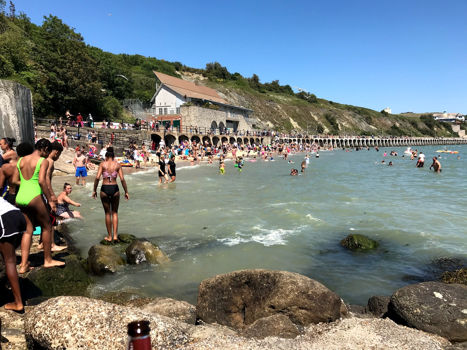 Φωτογραφία του Sunny Sands beach άγρια περιοχή