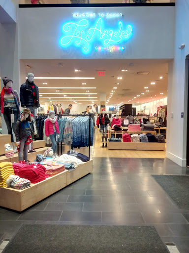 Shopping Mall «The Grove», reviews and photos, 189 The Grove Dr, Los Angeles, CA 90036, USA